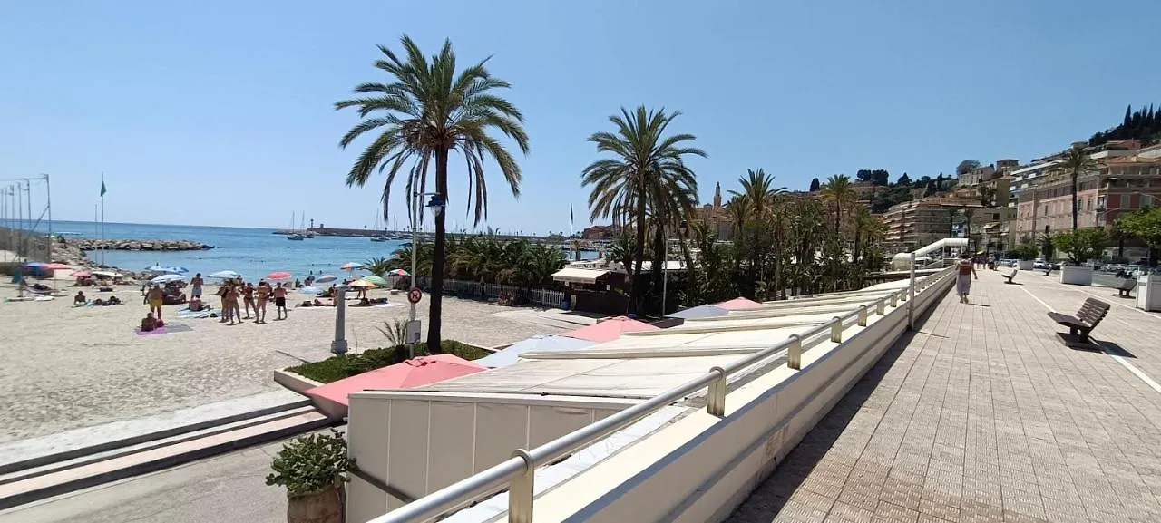 Casa Bella Vita Menton 0*,  France